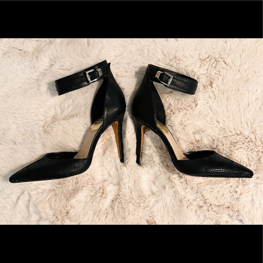 New Vince Camuto Black Leather High Heels Size 7.5